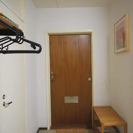 57m2 With Cozy Workspace, 100m From Bus Stop